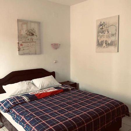 Studio Apartments Kul Budua Esterno foto